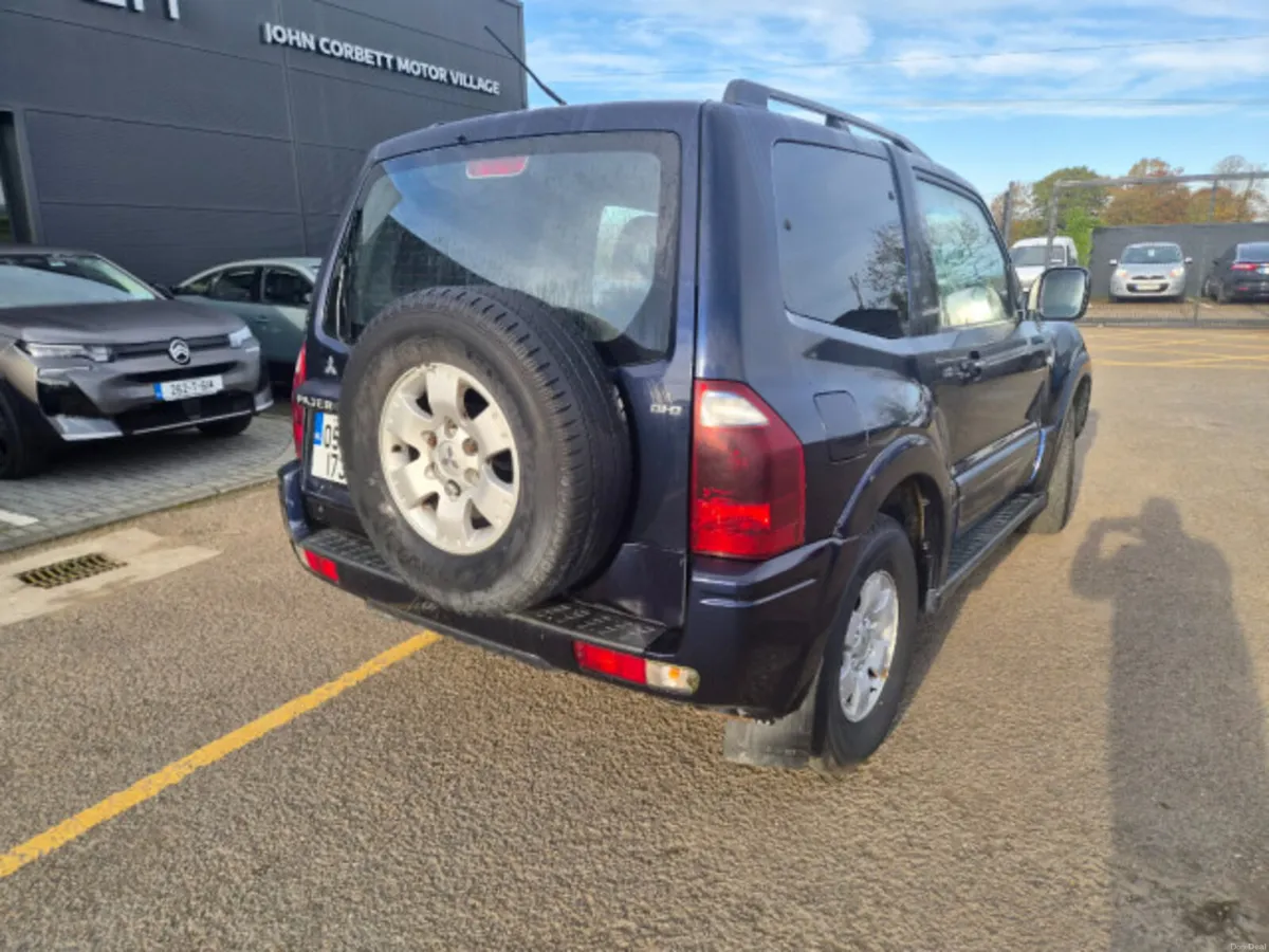 Image 4 of 8