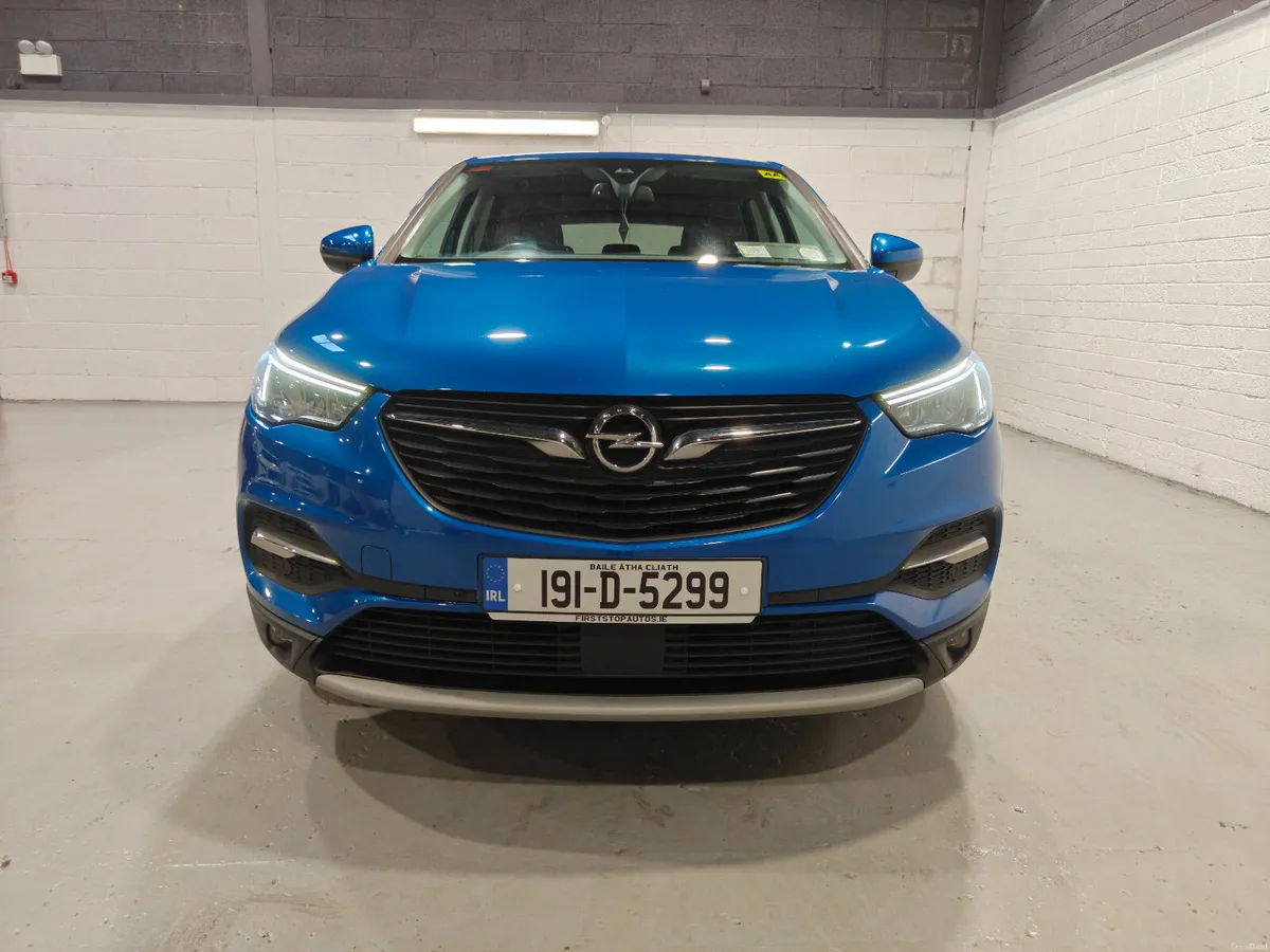 Image 2 of 30