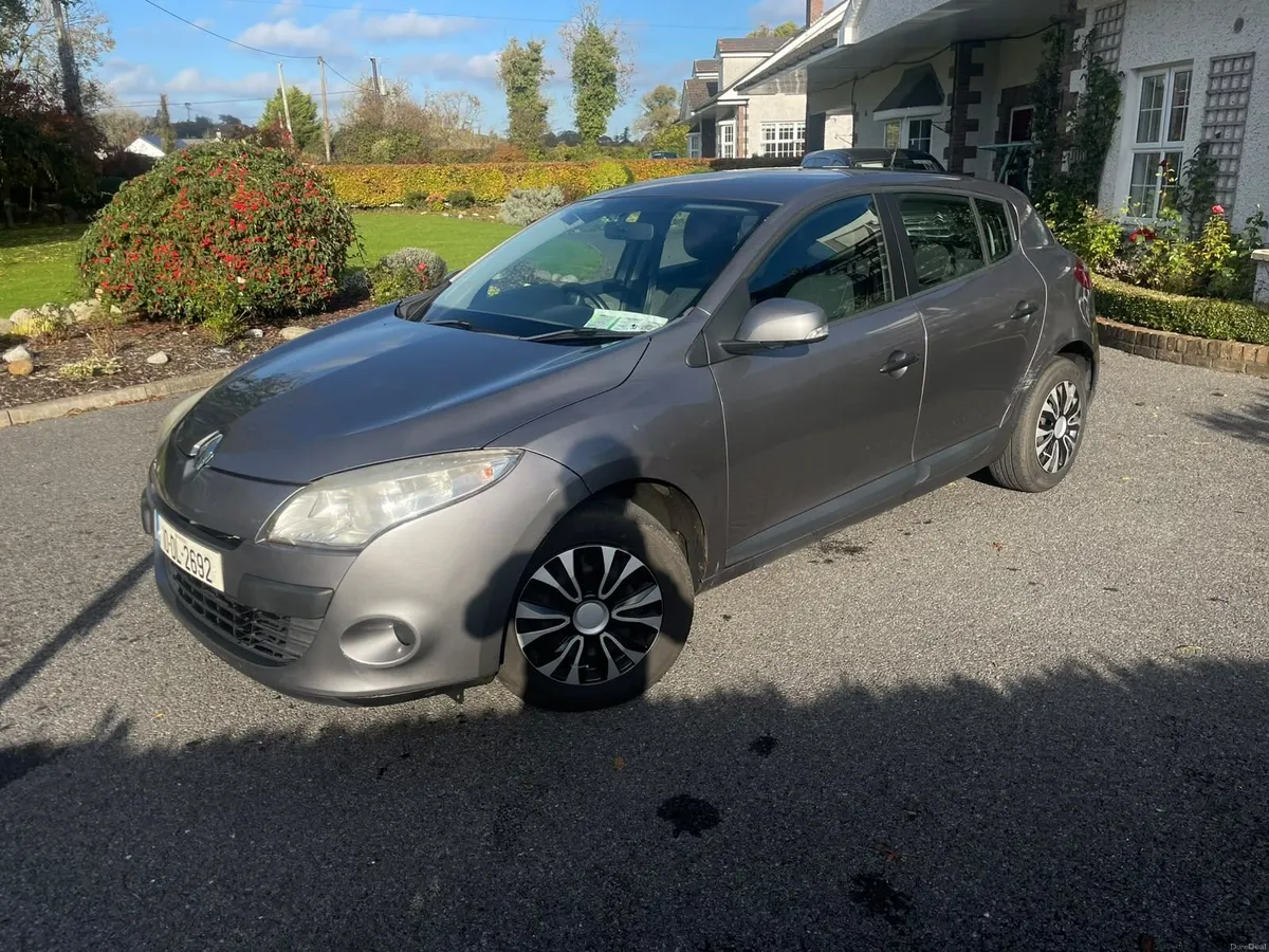 Image 2 of 10