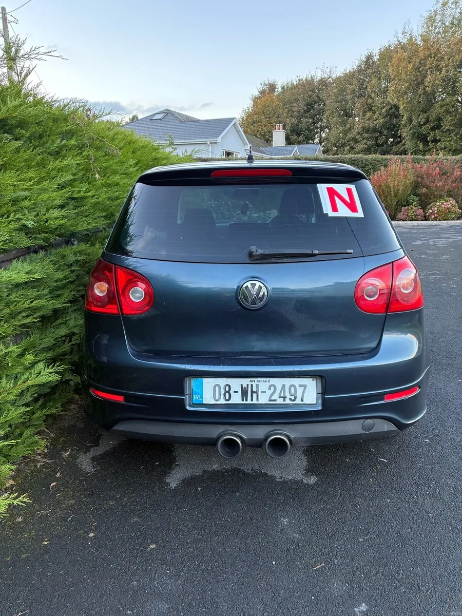 Image 2 of 7