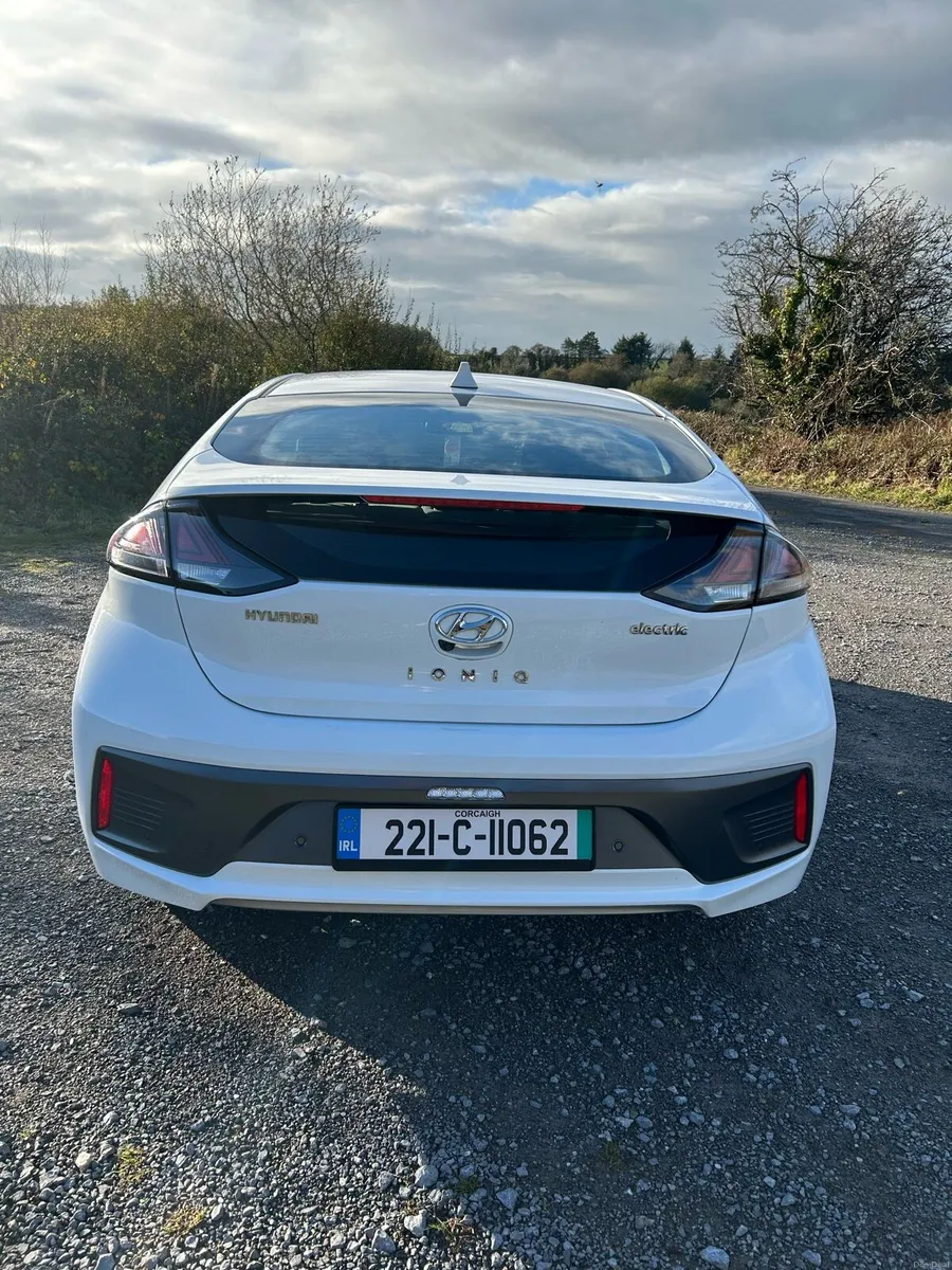 Image 4 of 10