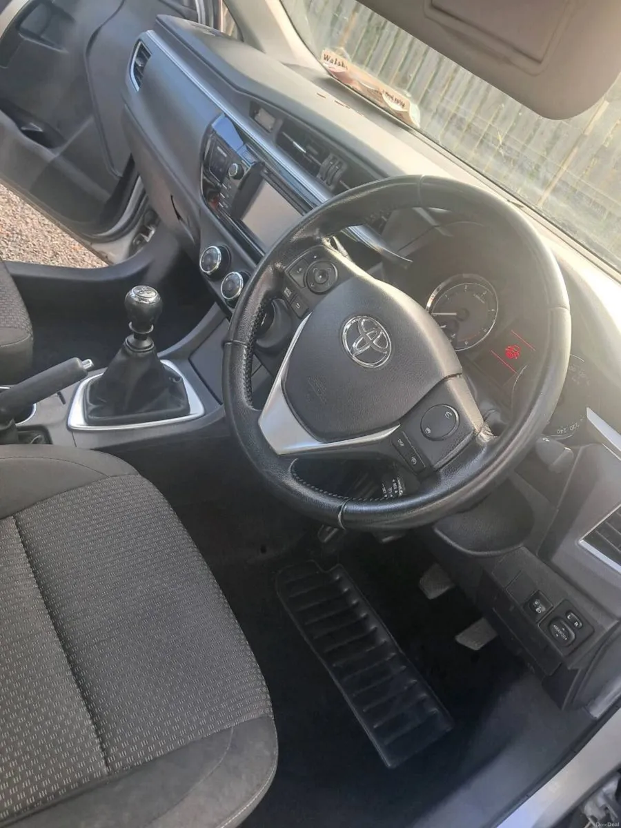 Image 1 of 6