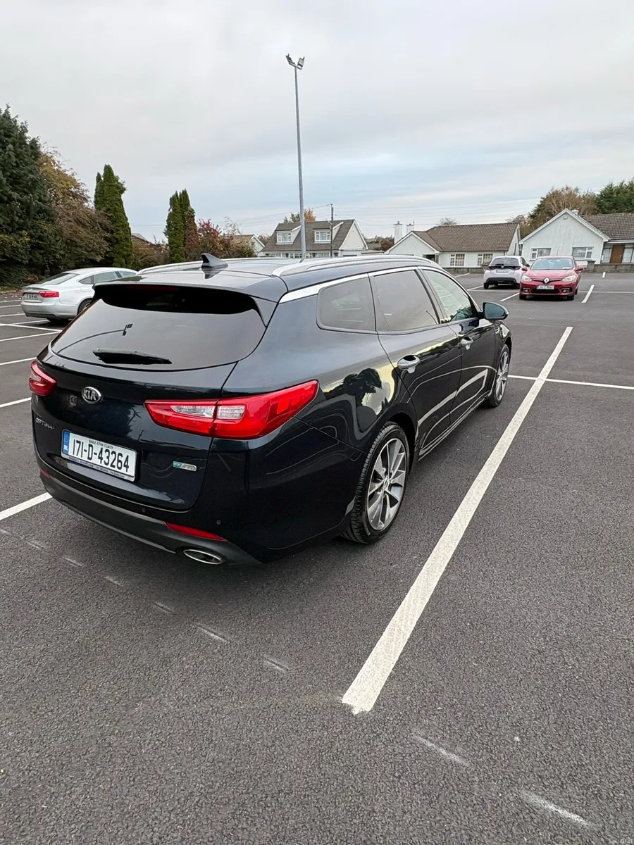 Image 2 of 16