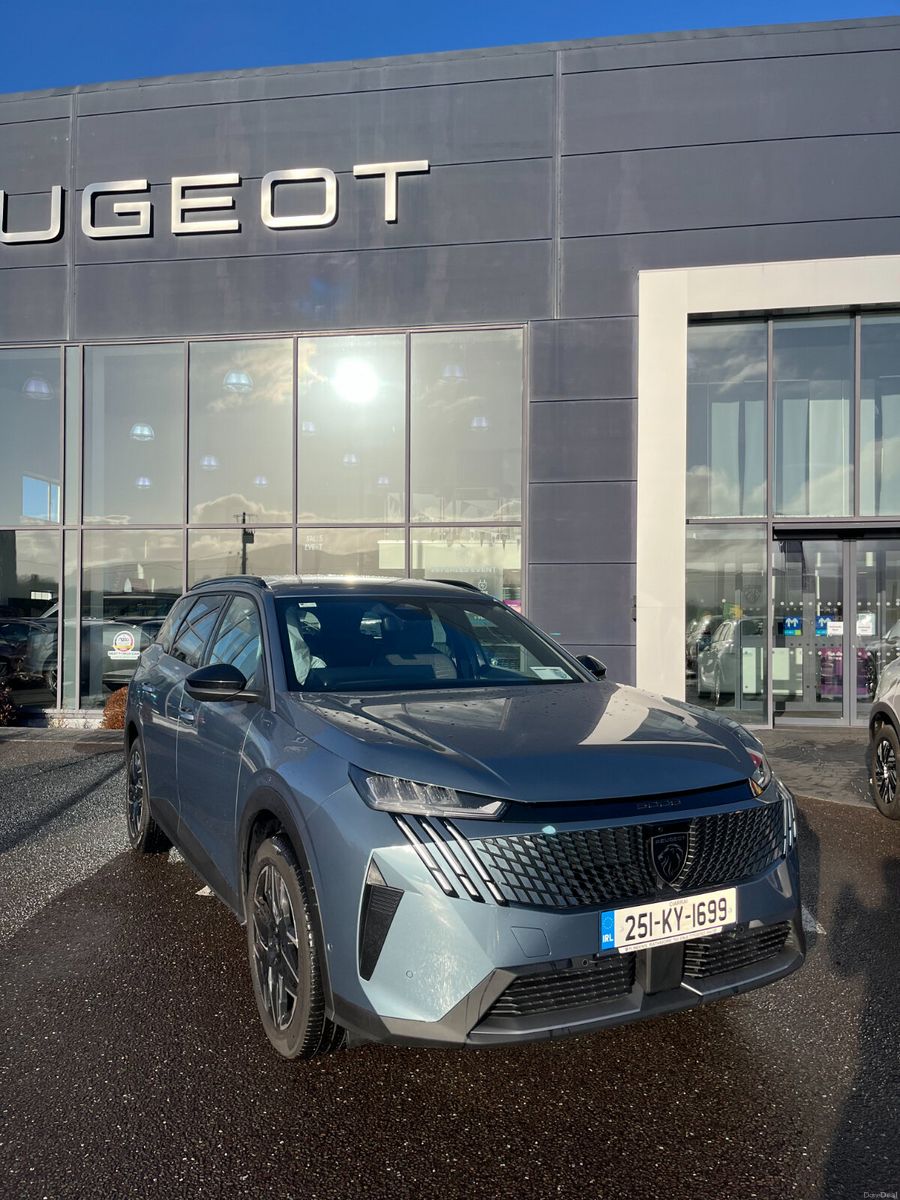 2025 Peugeot 5008 2025