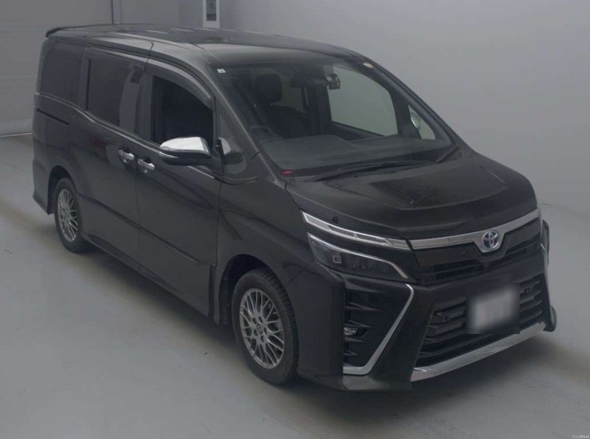 2021 Toyota Voxy