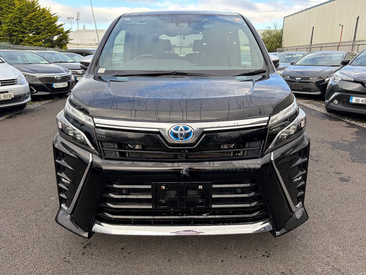 2021 Toyota Voxy