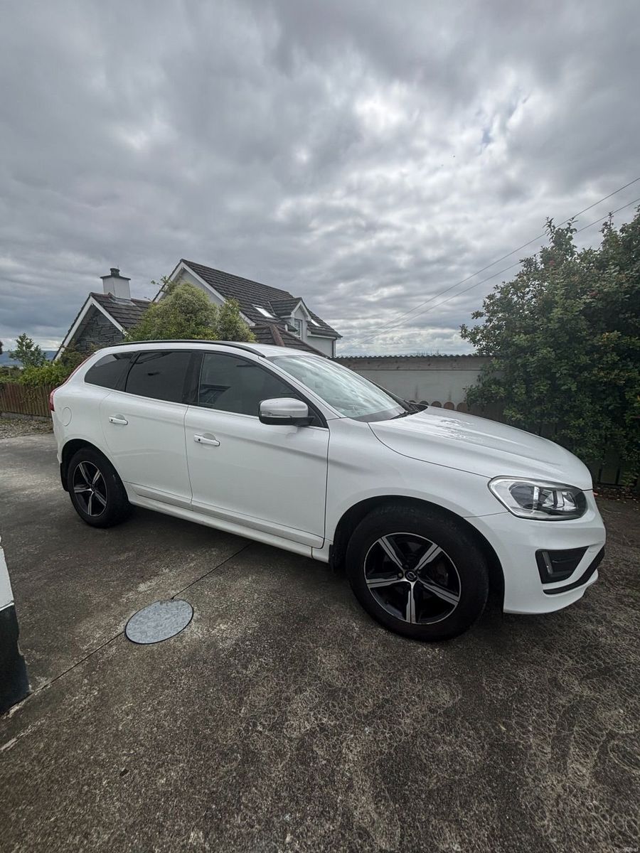 2017 Volvo XC60