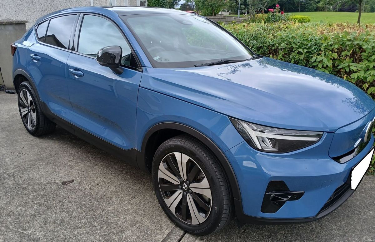 2023 Volvo C40