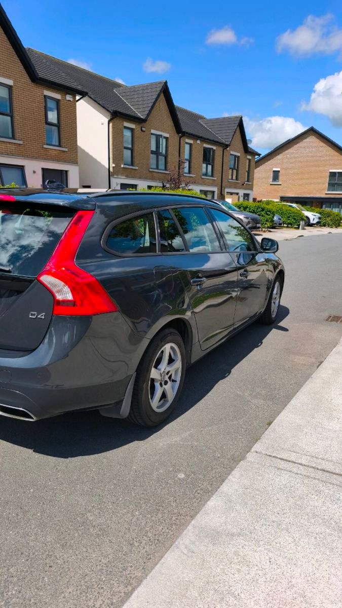 2016 Volvo V60