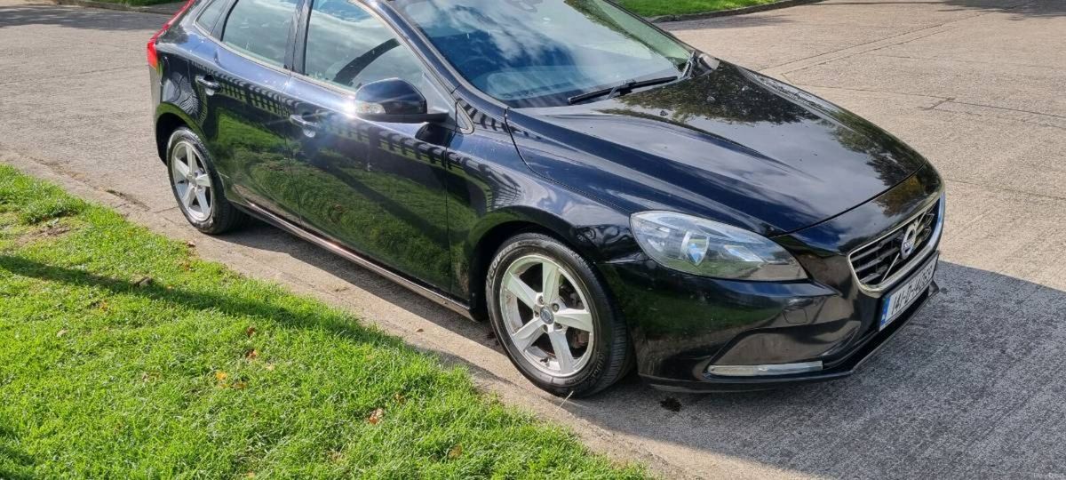2014 Volvo V40