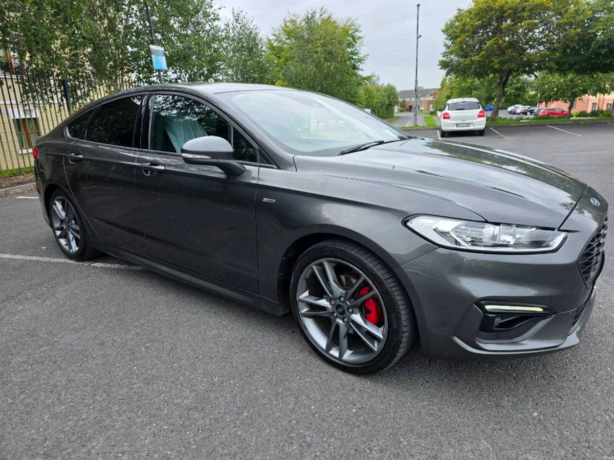 2021 Ford Mondeo