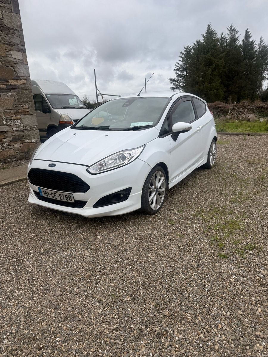 2016 Ford Fiesta