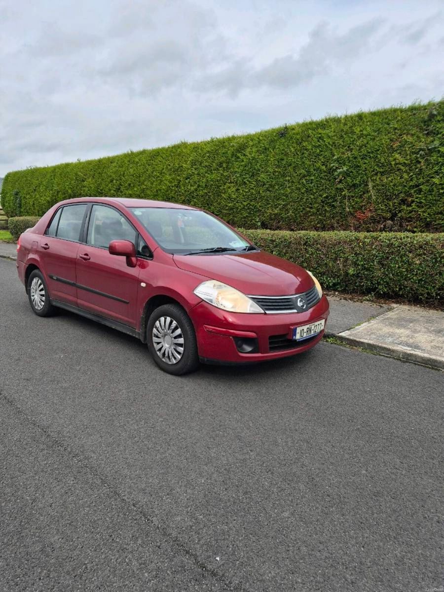 2010 Nissan Tiida