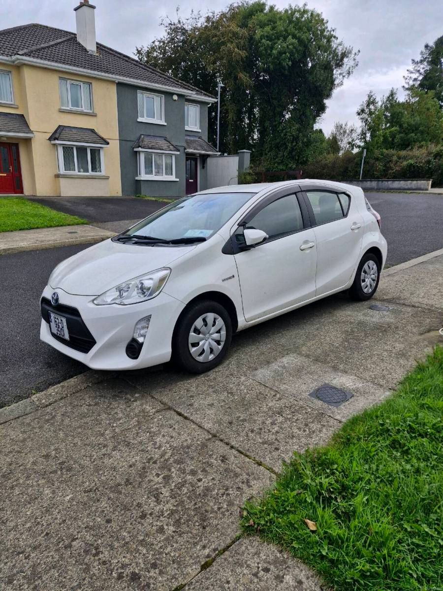 2016 Toyota Aqua
