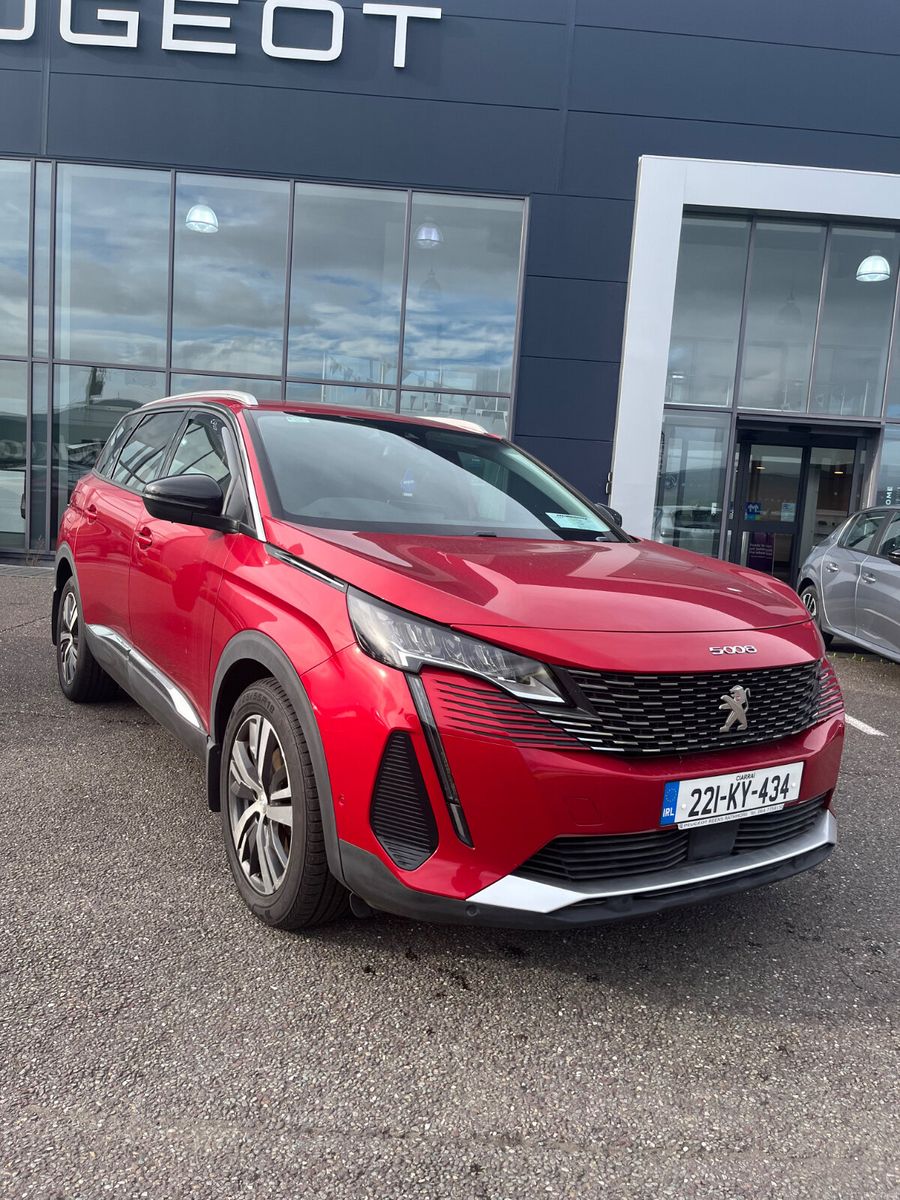 2022 Peugeot 5008