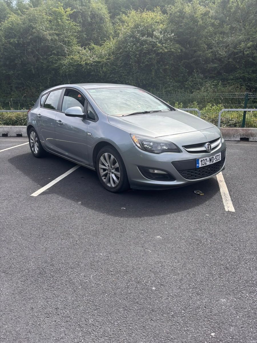 2013 Vauxhall Astra