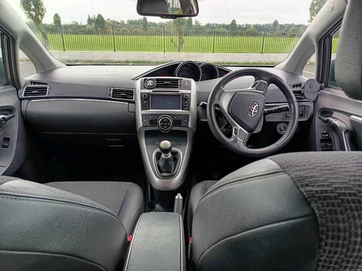 2013 Toyota Verso