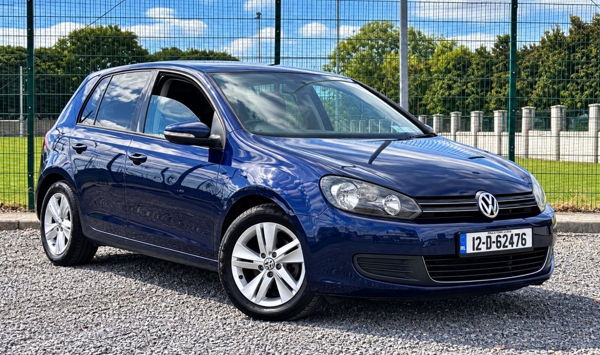 2012 Volkswagen Golf TRENDLINE