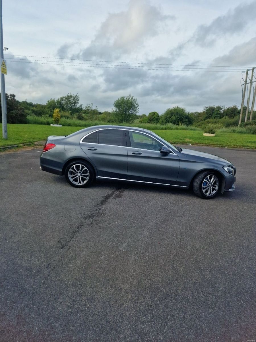 2016 Mercedes-Benz C-Class