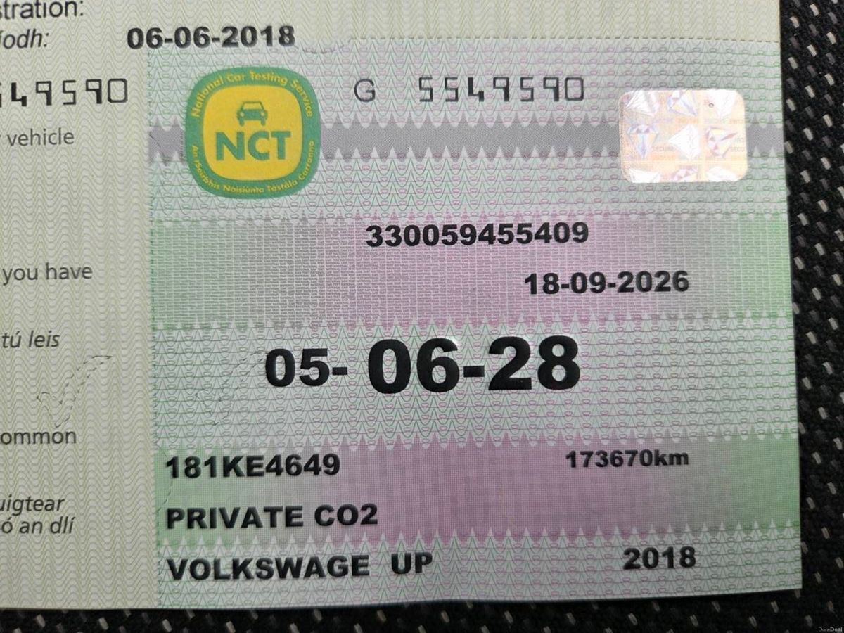 2018 Volkswagen up!