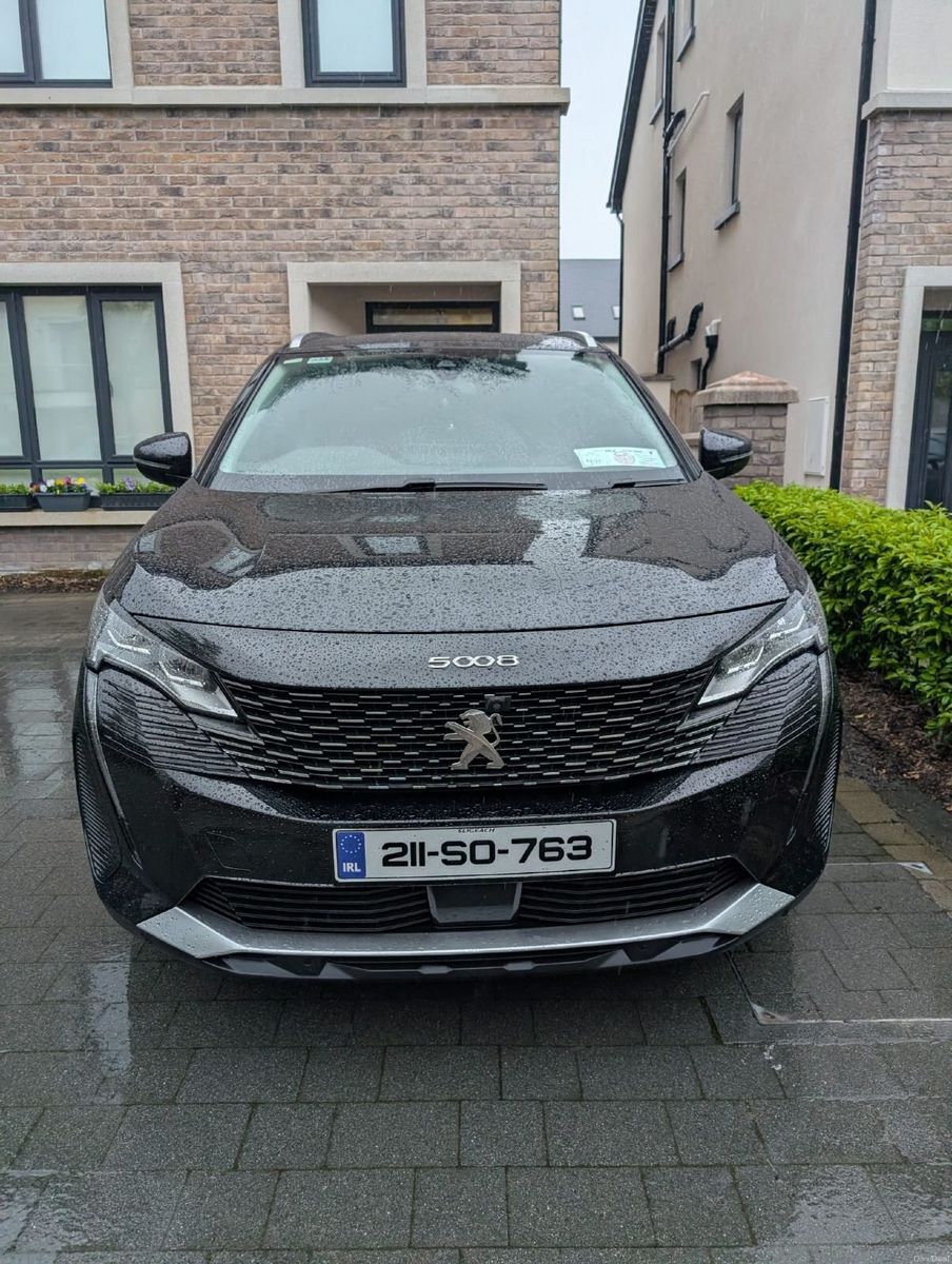 2021 Peugeot 5008