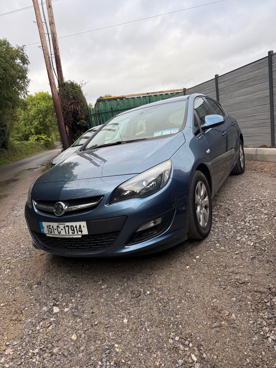 2015 Vauxhall Astra