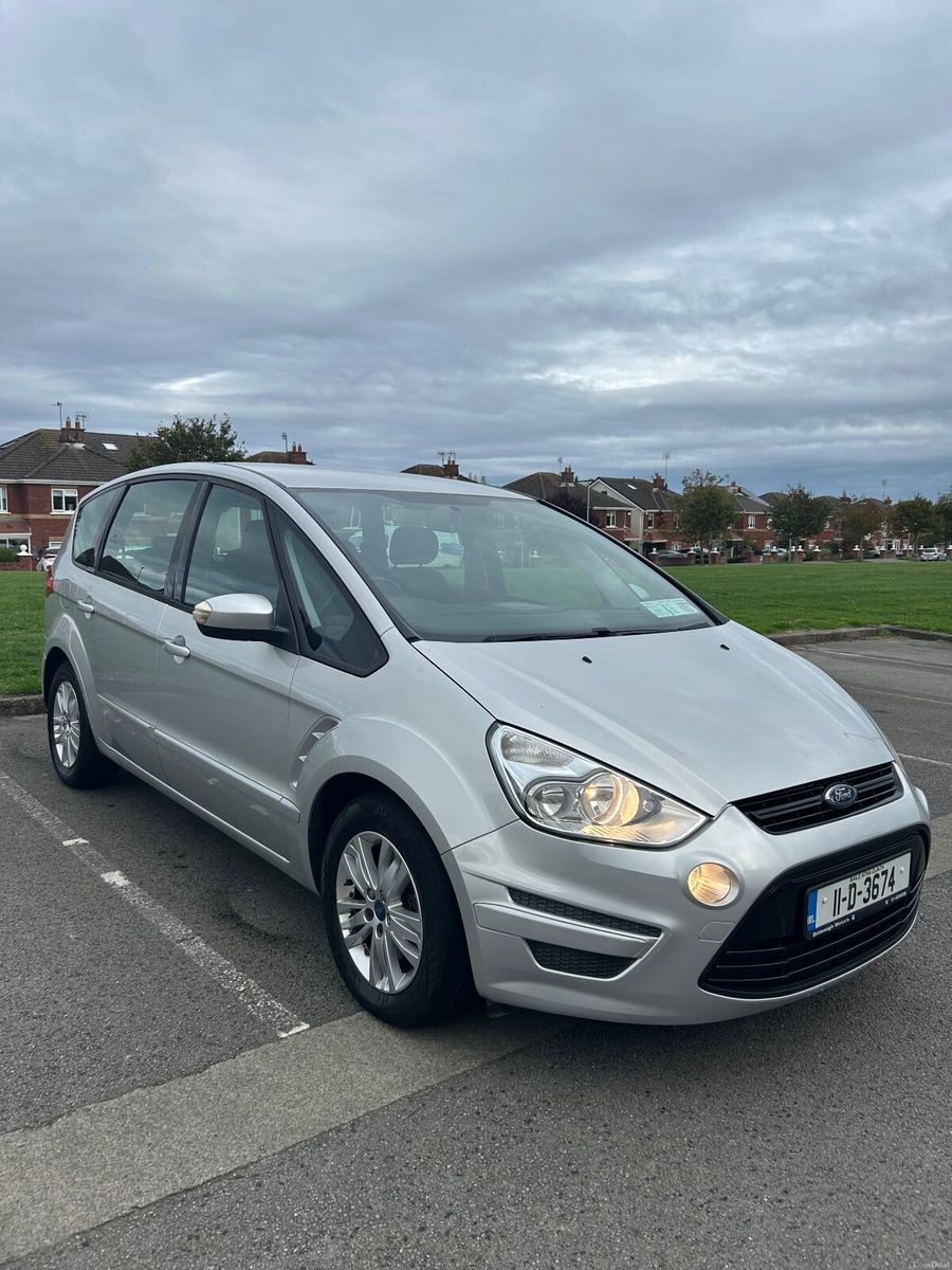 2011 Ford S-Max