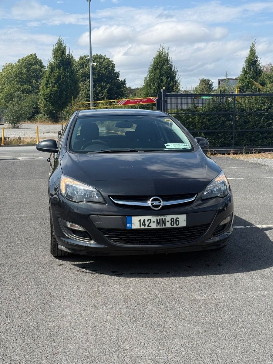 2014 Opel Astra