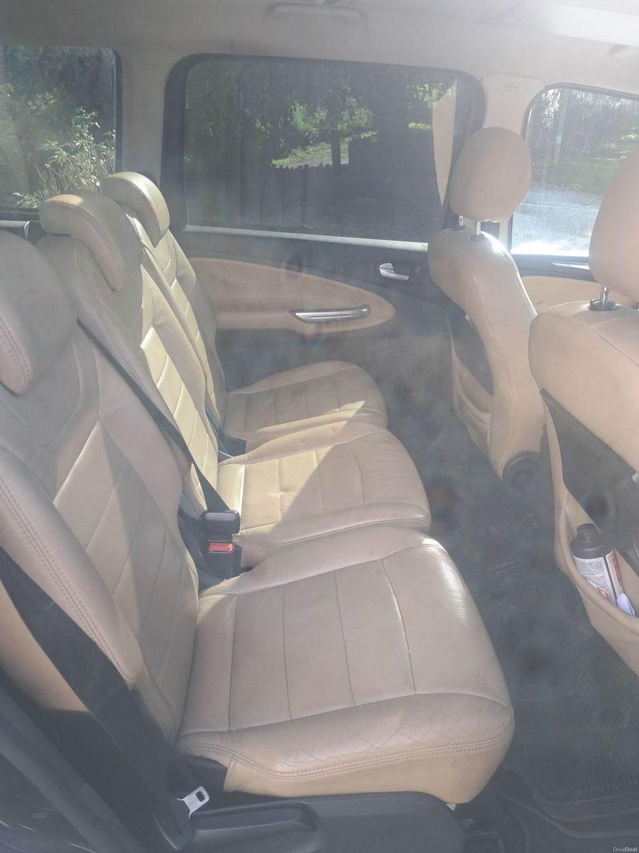 2013 Ford Galaxy