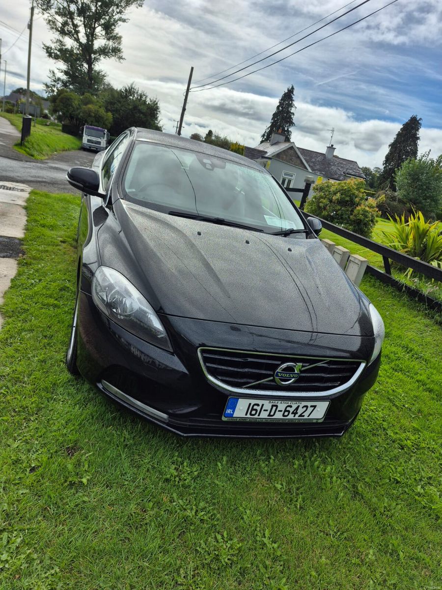 2016 Volvo V40