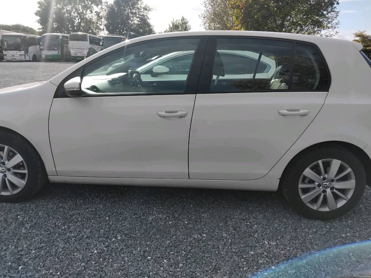 2011 Volkswagen Golf