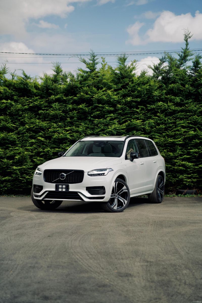 2022 Volvo XC90