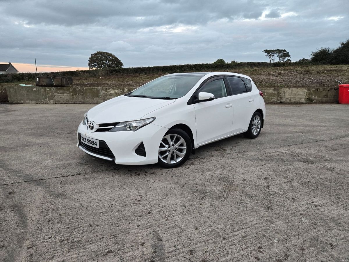 2013 Toyota Auris