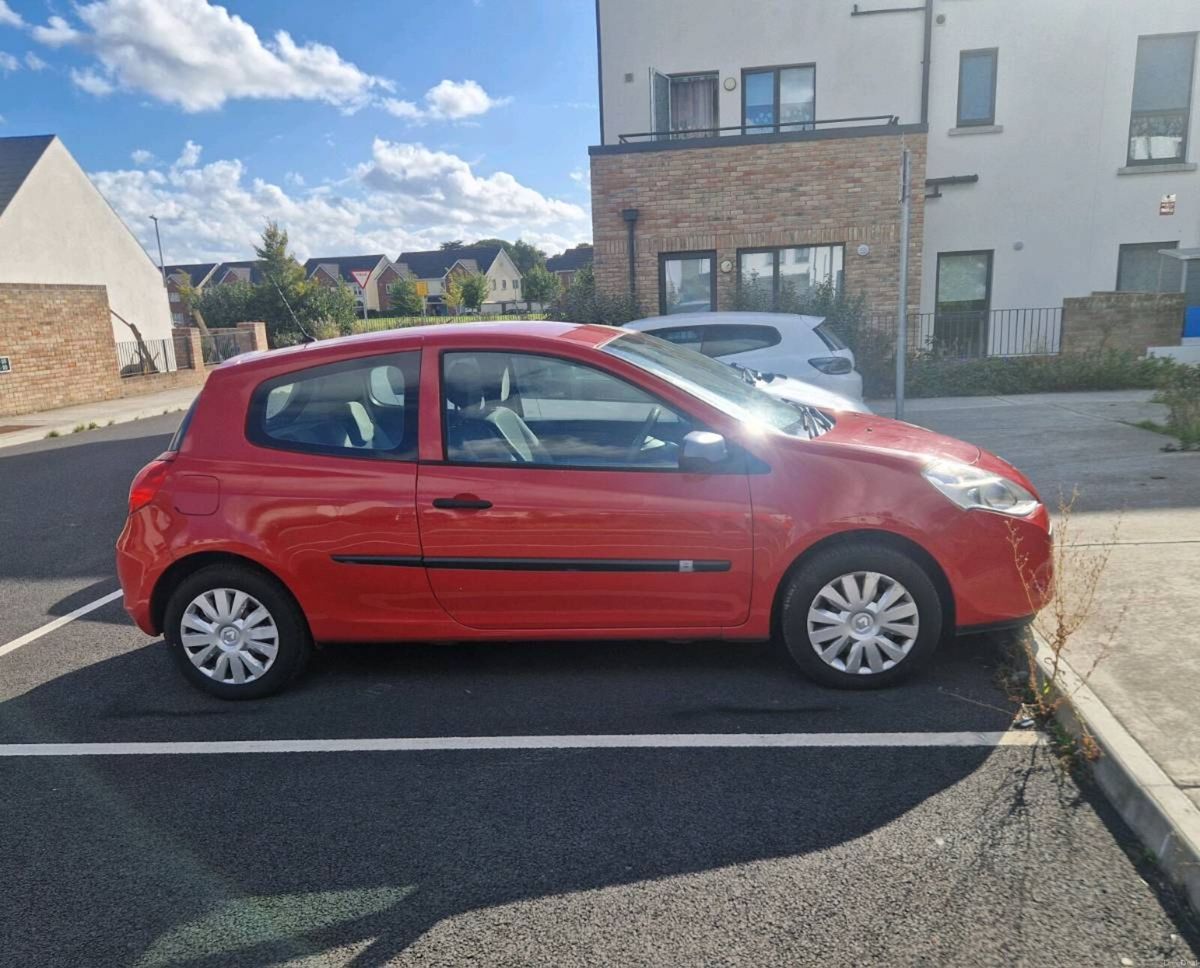 2012 Renault Clio