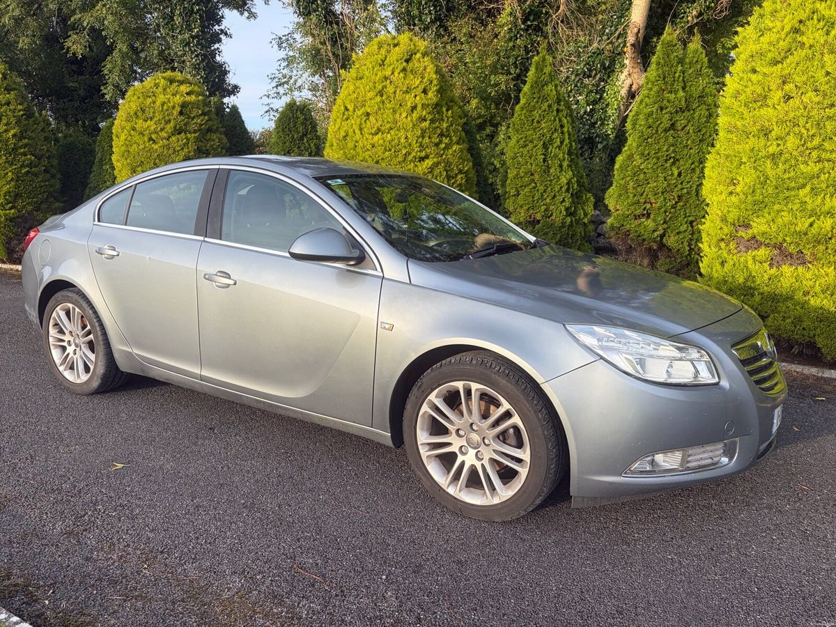 2011 Opel Insignia