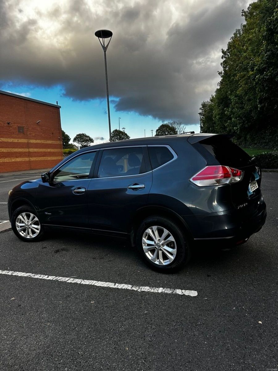 2015 Nissan X-Trail