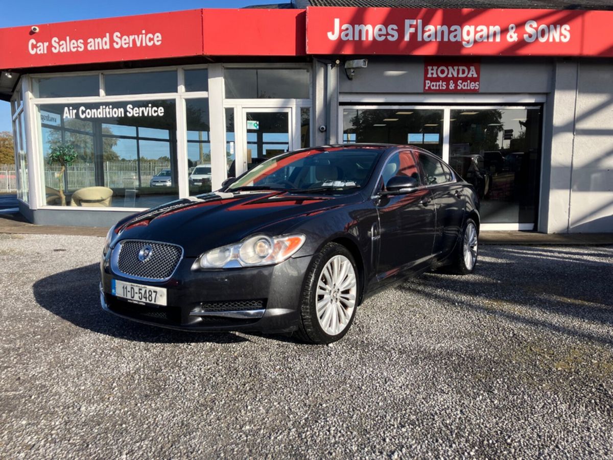 2011 Jaguar XF