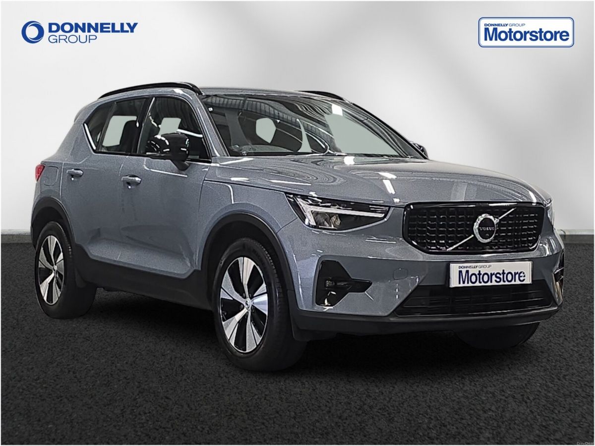 2023 Volvo XC40