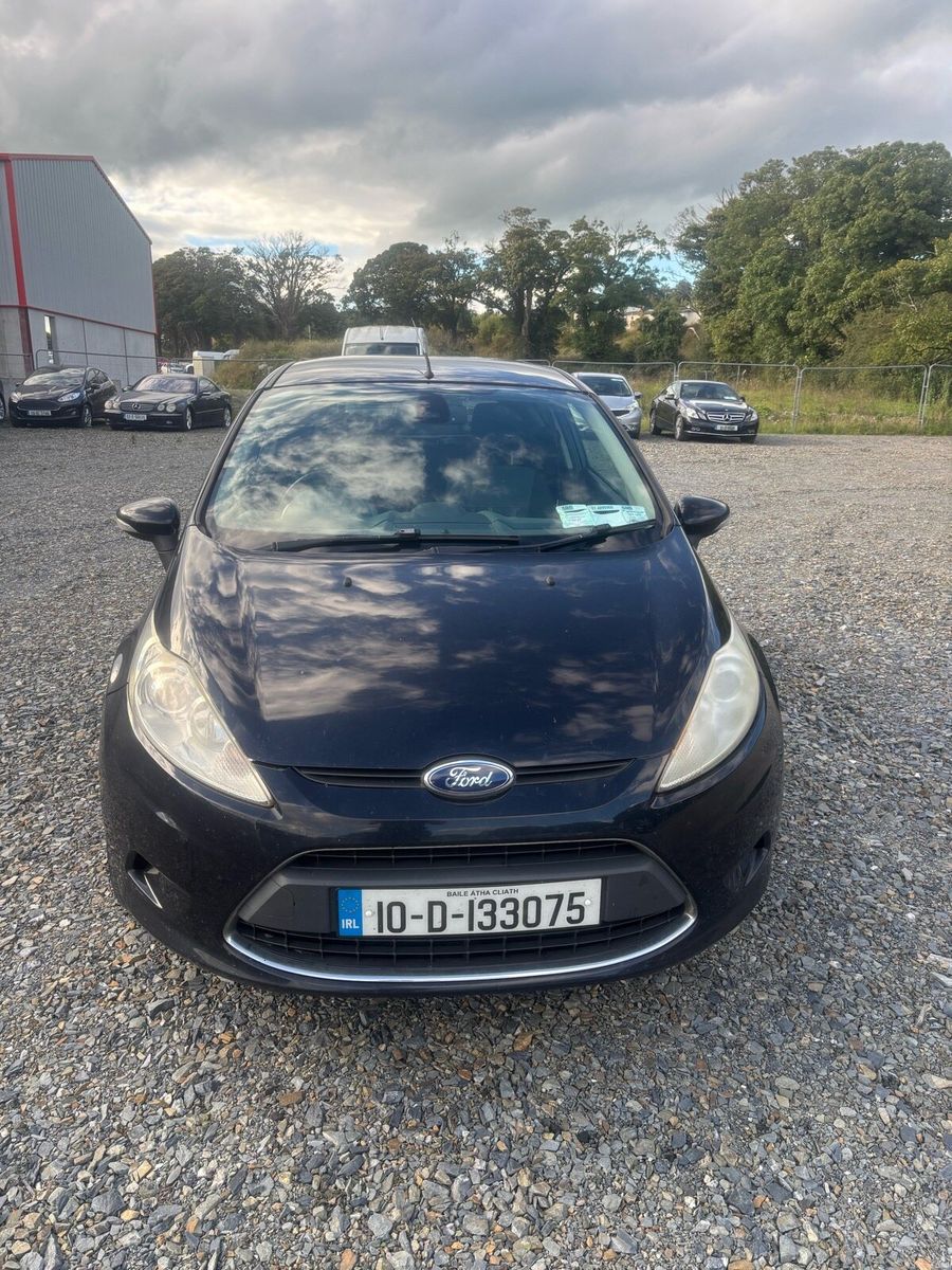 2010 Ford Fiesta