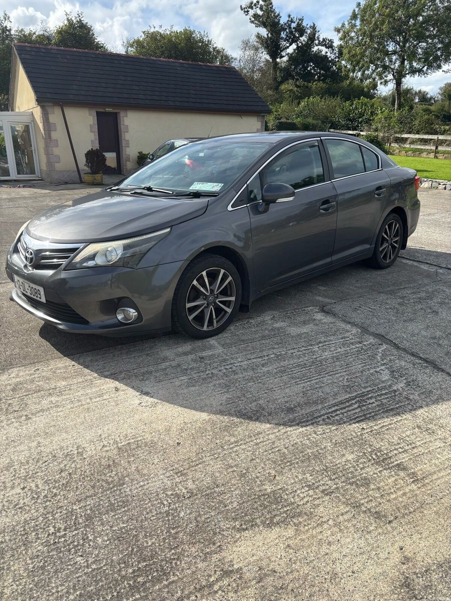 2012 Toyota Avensis