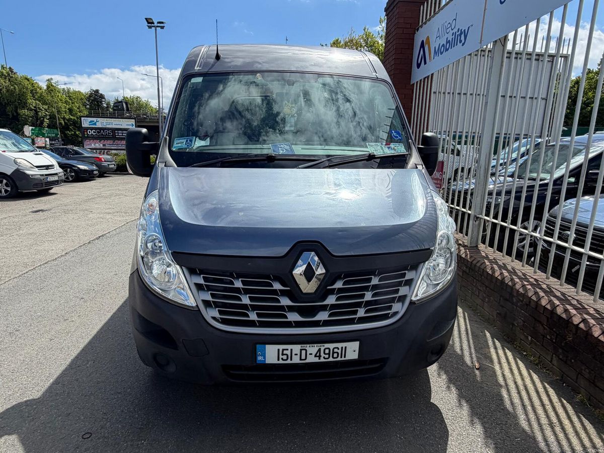 2015 Renault Master