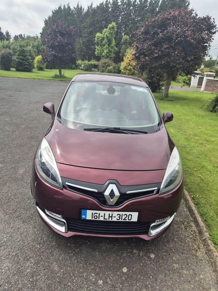2016 Renault Scenic