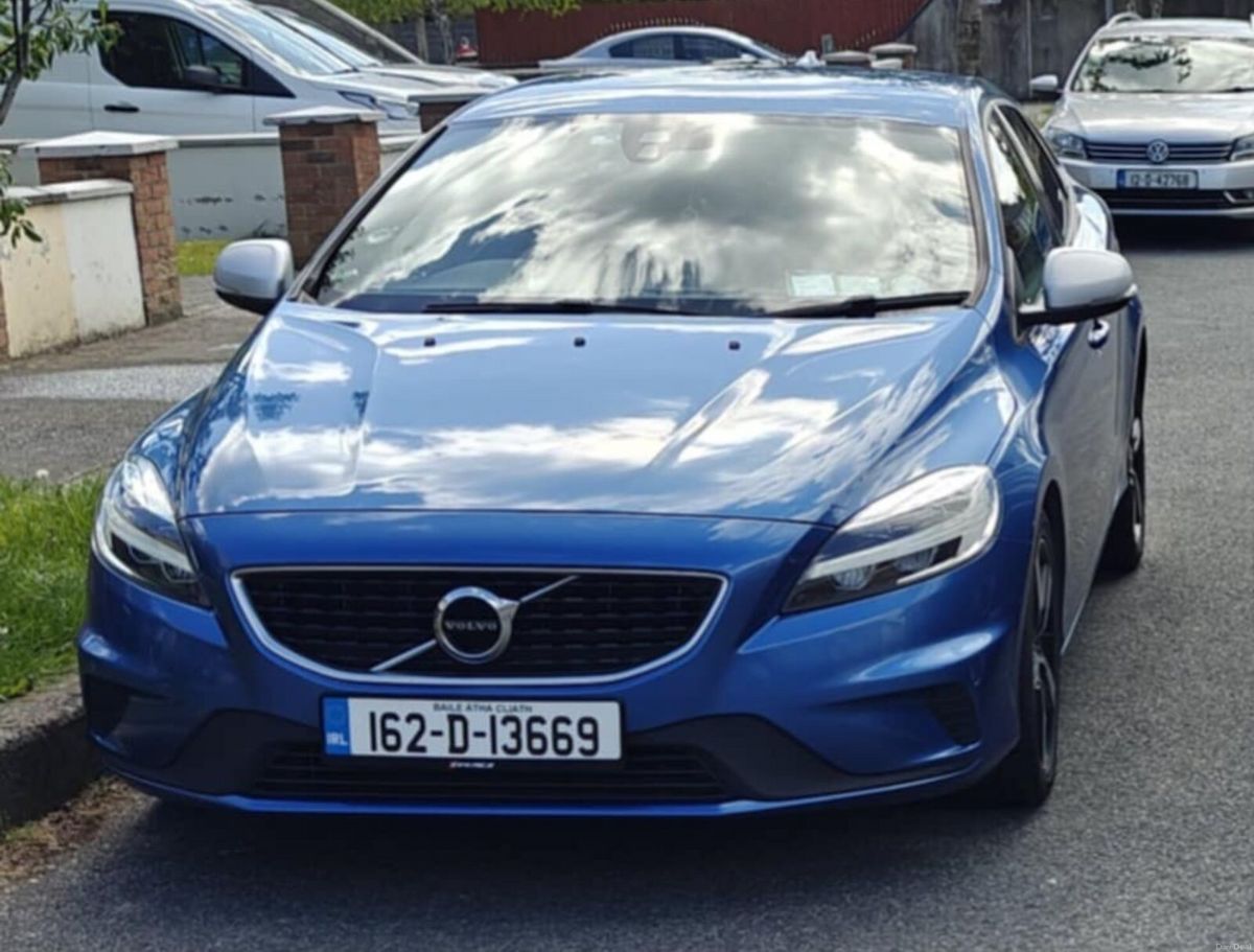 2016 Volvo V40