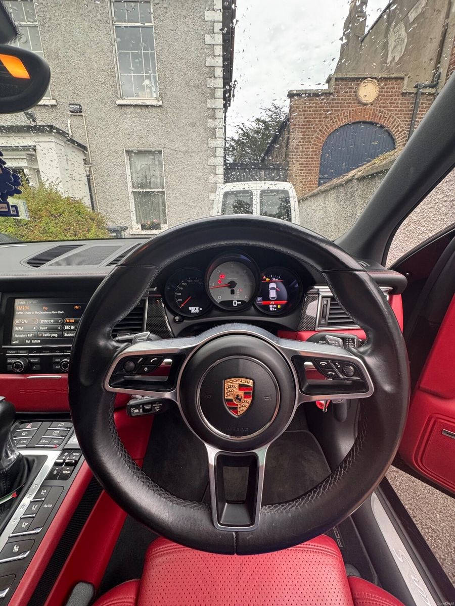 2014 Porsche Macan
