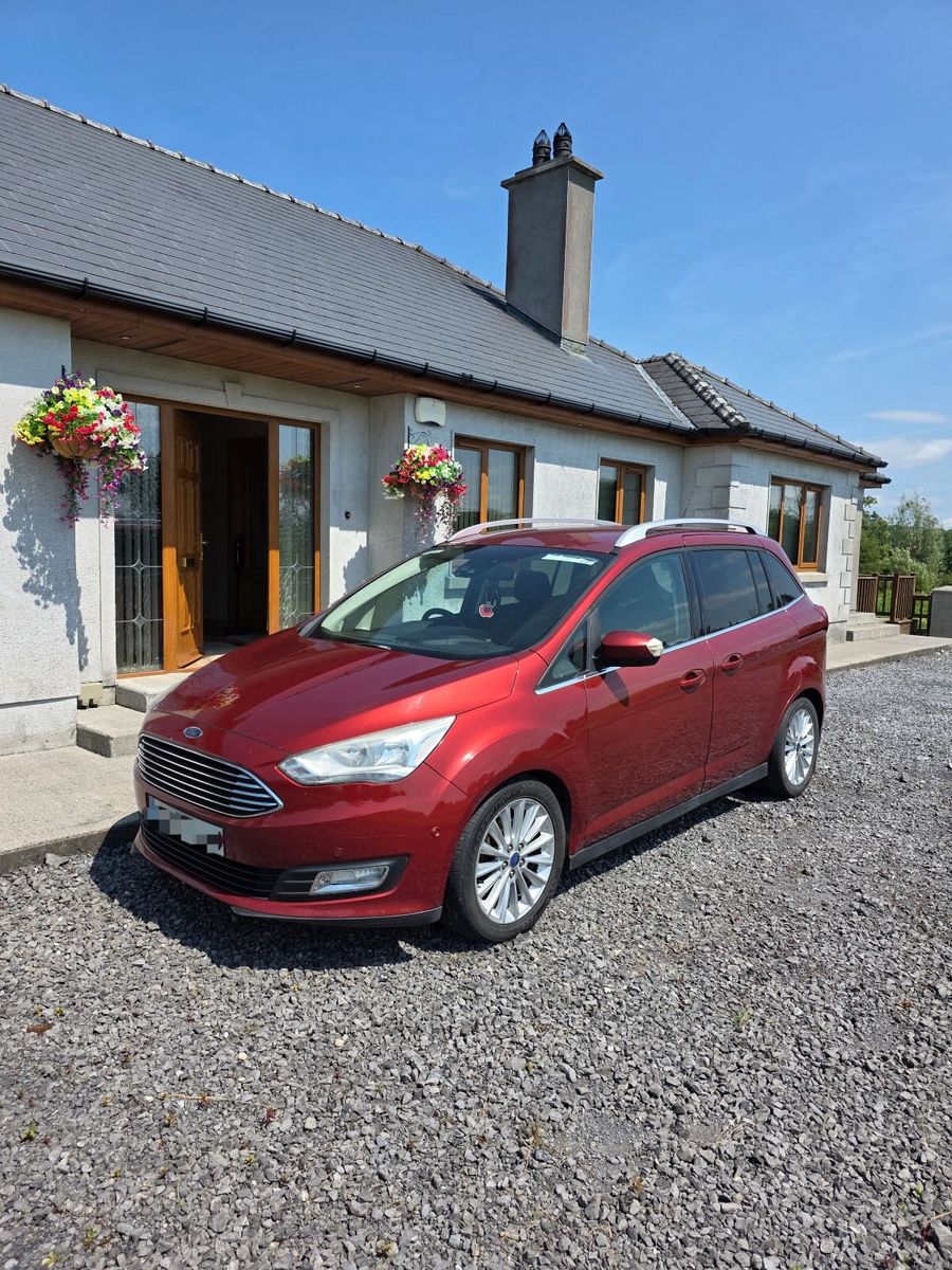 2016 Ford Grand C-Max
