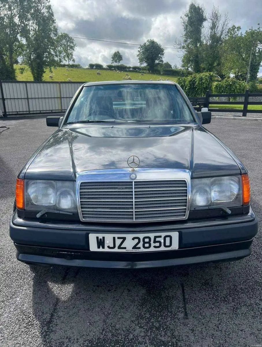 1988 Mercedes-Benz 300