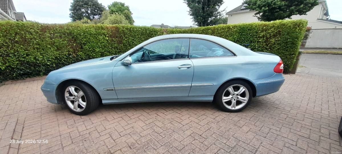 2003 Mercedes-Benz CLK