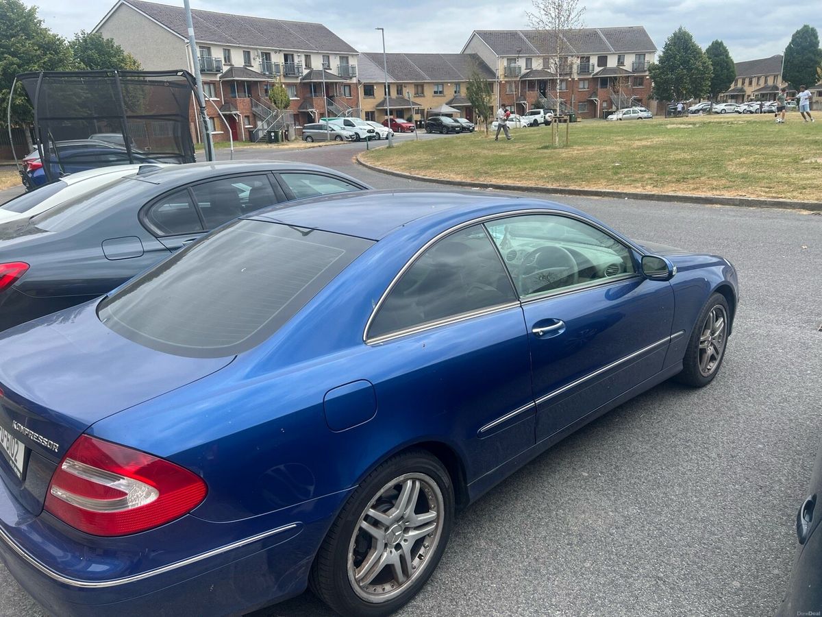 2005 Mercedes-Benz CLK