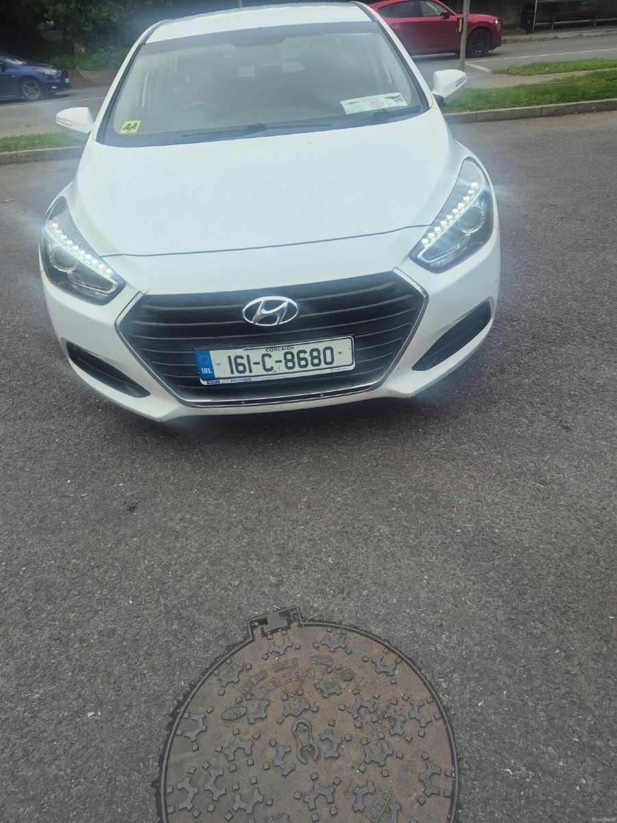 null Hyundai i40