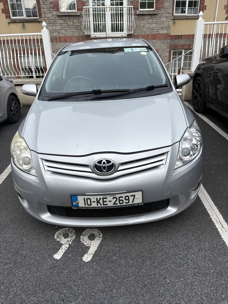 2010 Toyota Auris